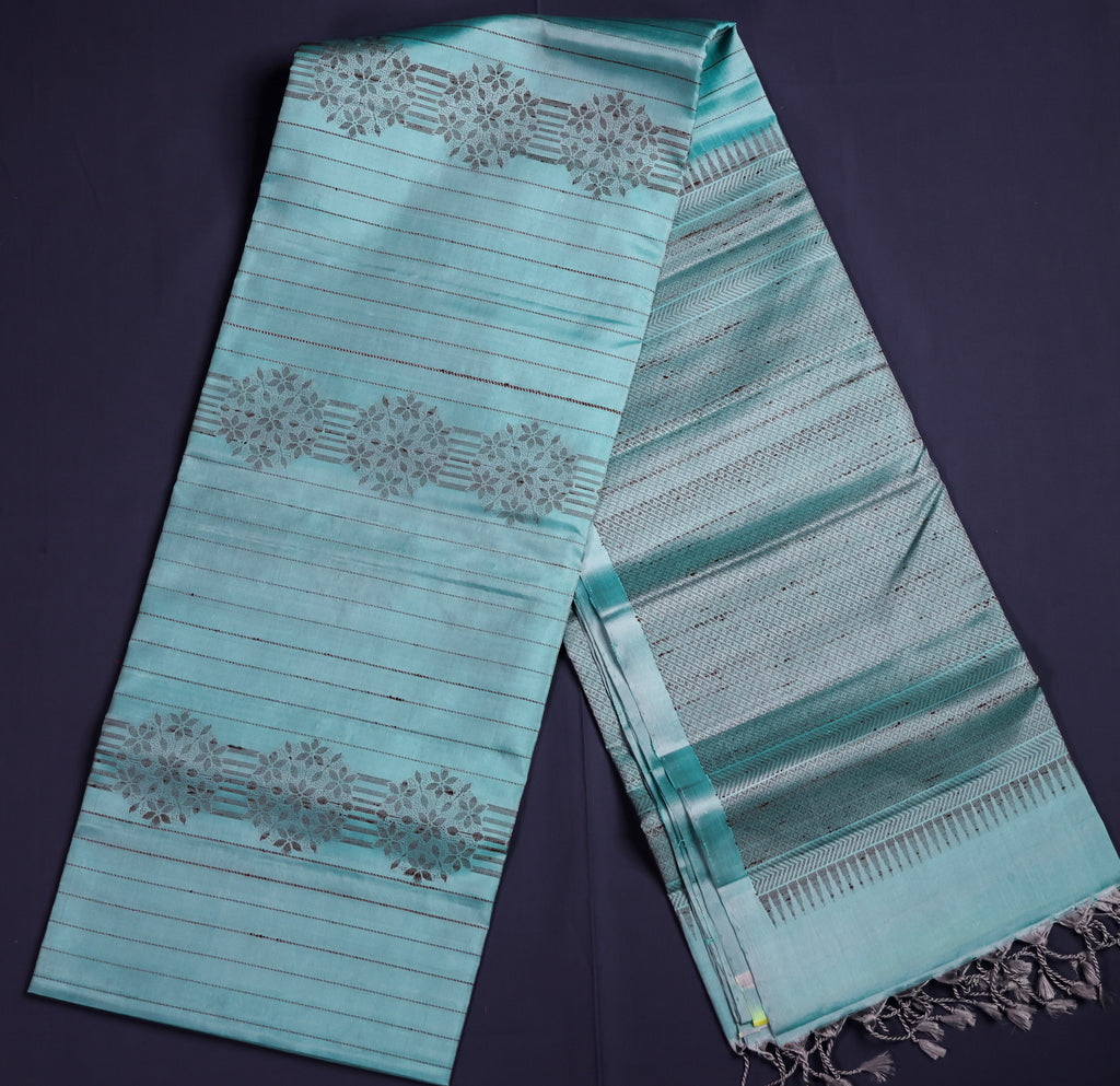Pure Kancheepuram Handloom Soft Silk Saree - Pastel green borderless