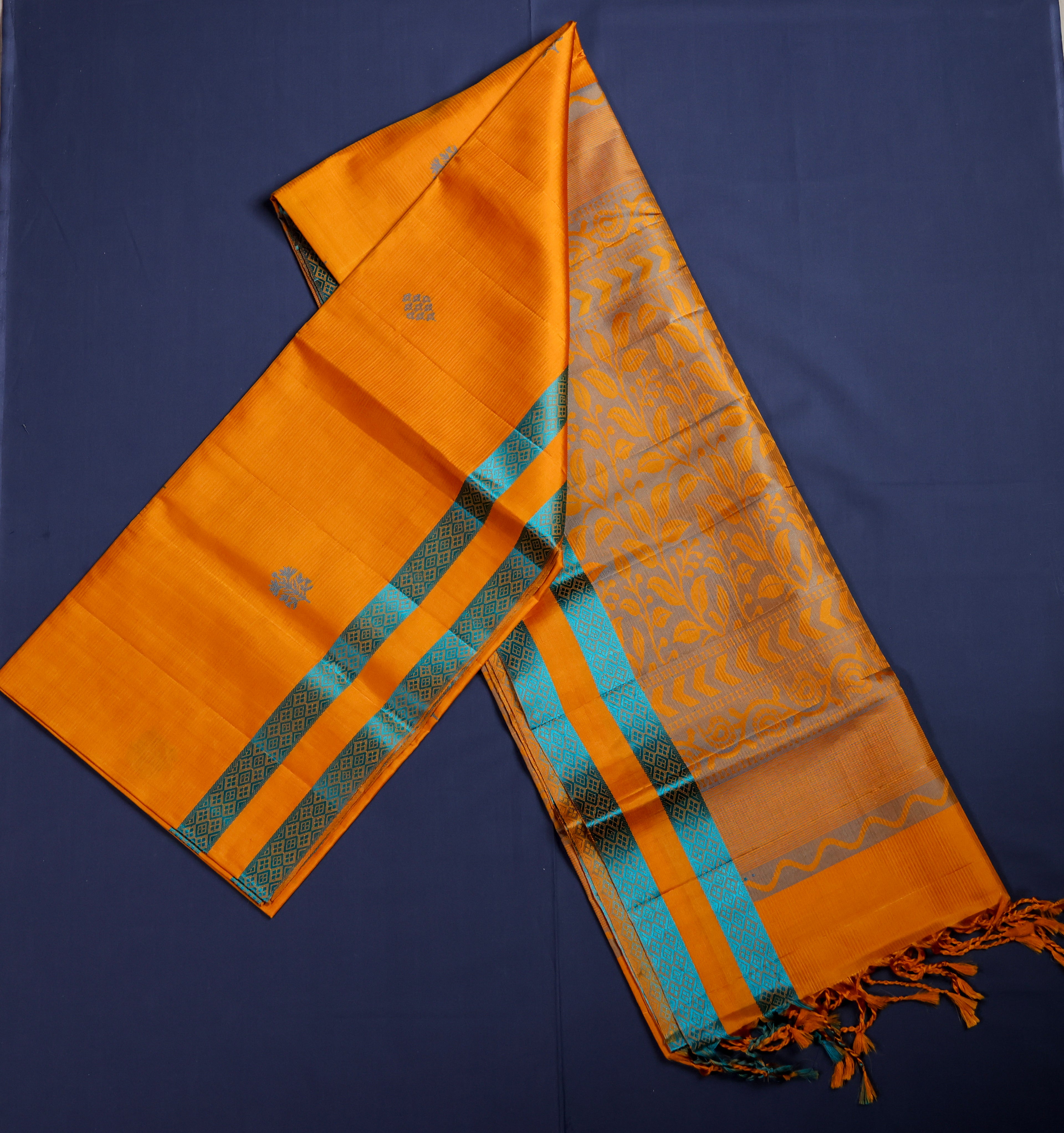 Pure Kancheepuram Handloom Soft Silk Saree - Marigold orange with Teal blue thread border