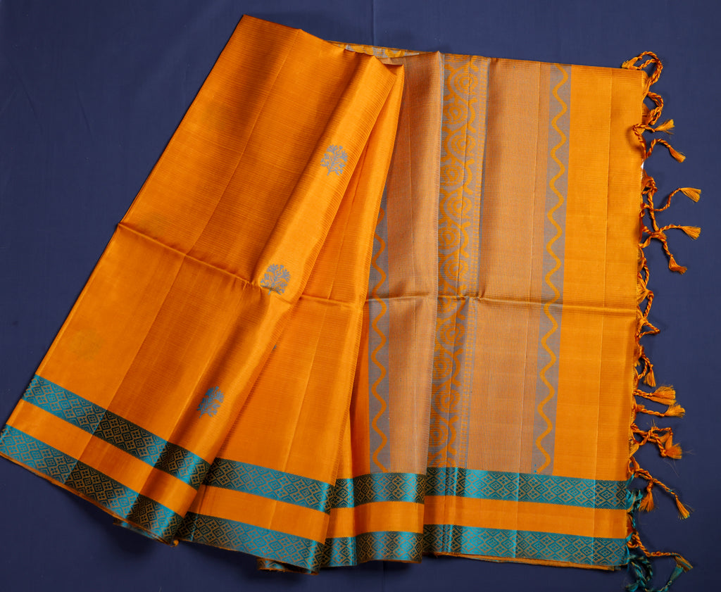 Pure Kancheepuram Handloom Soft Silk Saree - Marigold orange with Teal blue thread border