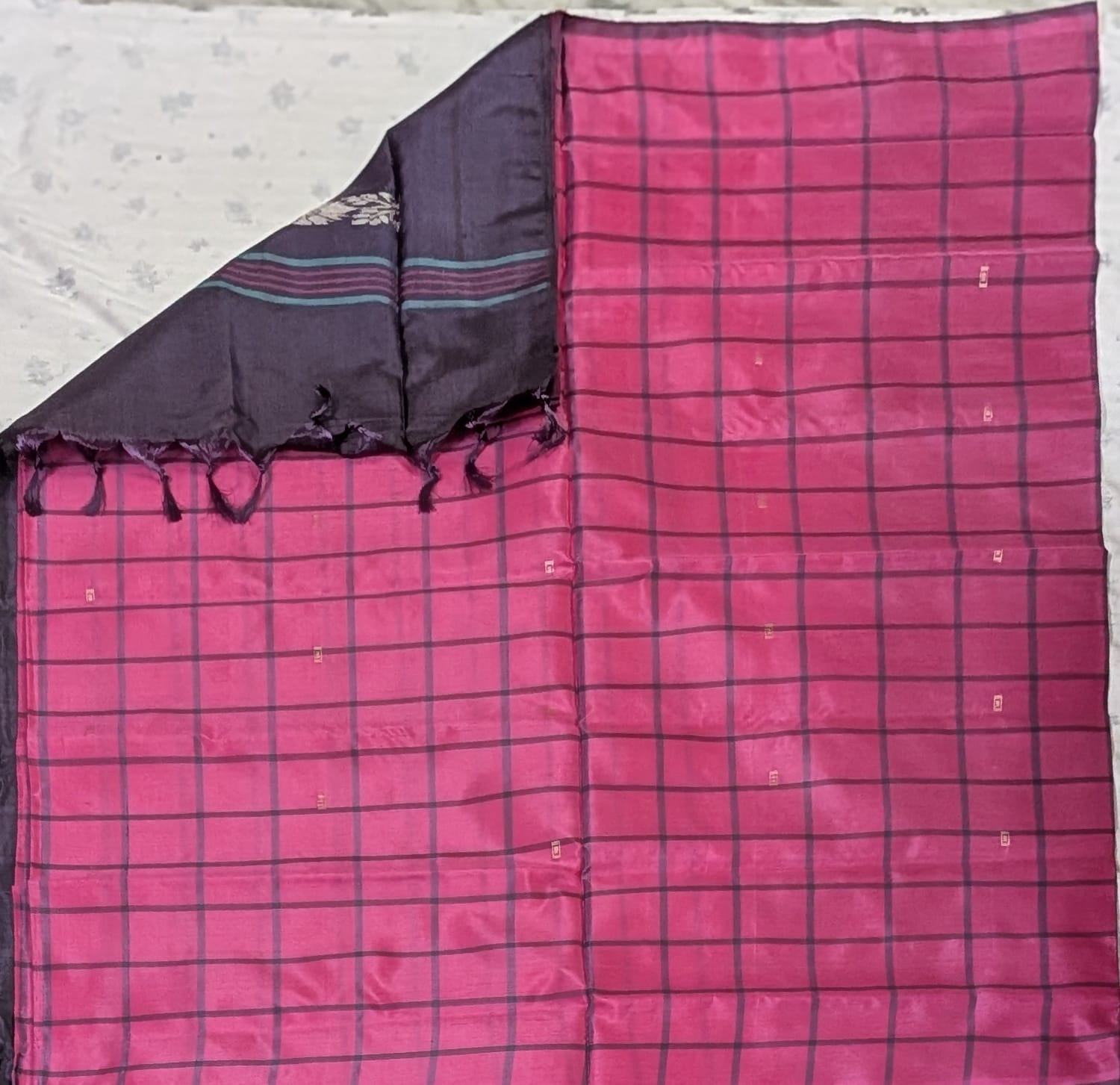 Pure Banana Pith Borderless Checks Saree - Rani Pink with Maroon (With Blouse)